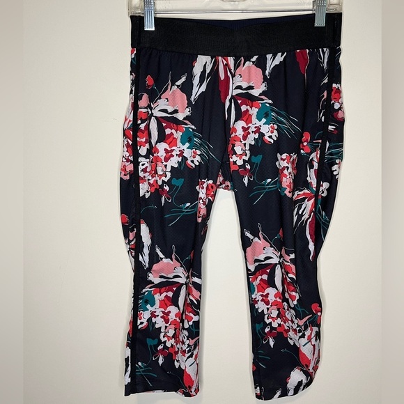 Athleta × Derek Lam Lily Chelsea Floral Print Crop Leggings Size Medium - Picture 6 of 11